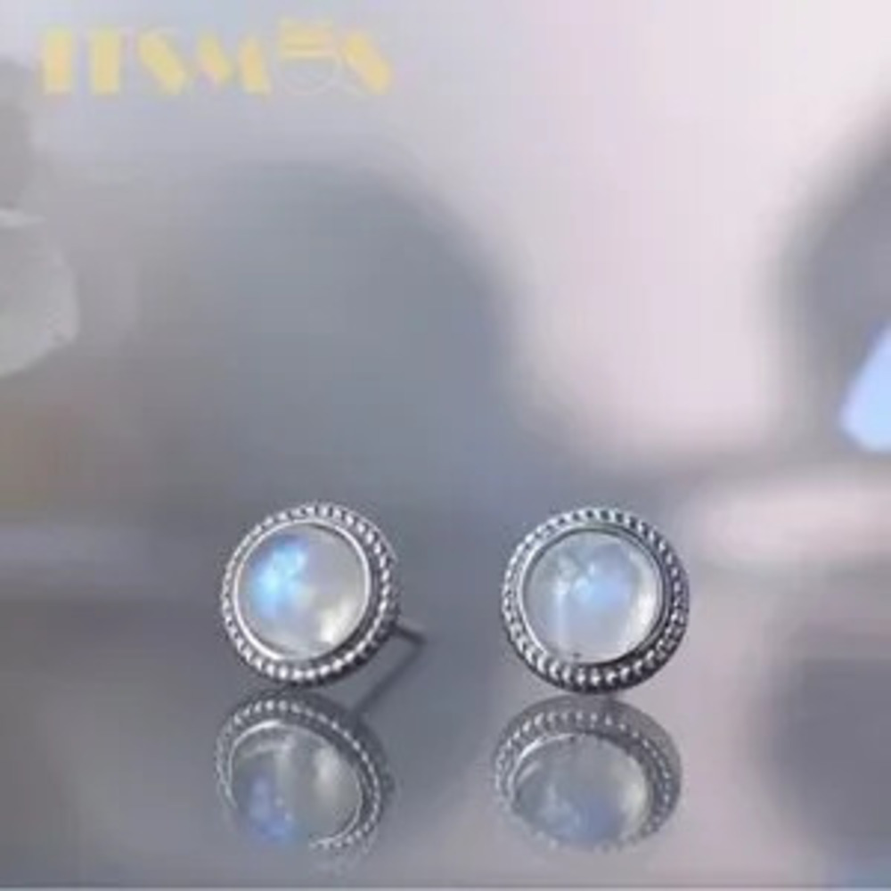 New Natural Moonstone Stud Earrings?Minimalist Delicate